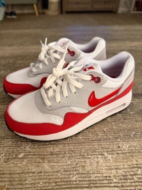 NWT Nike little kids red and white Air Max 1 sneakers